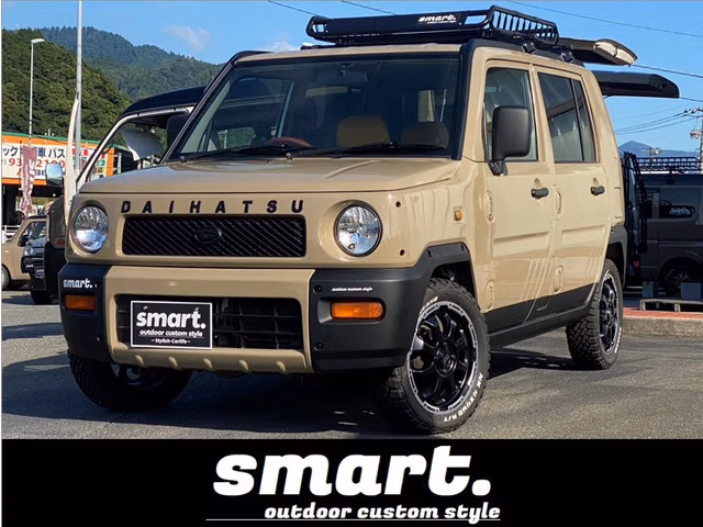 DAIHATSU NAKED