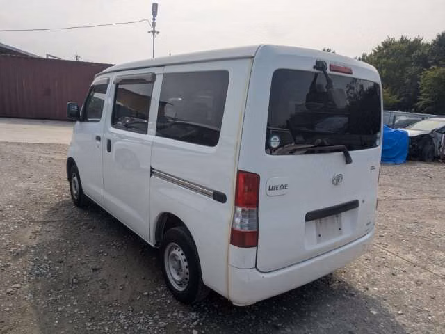 TOYOTA LITE ACE