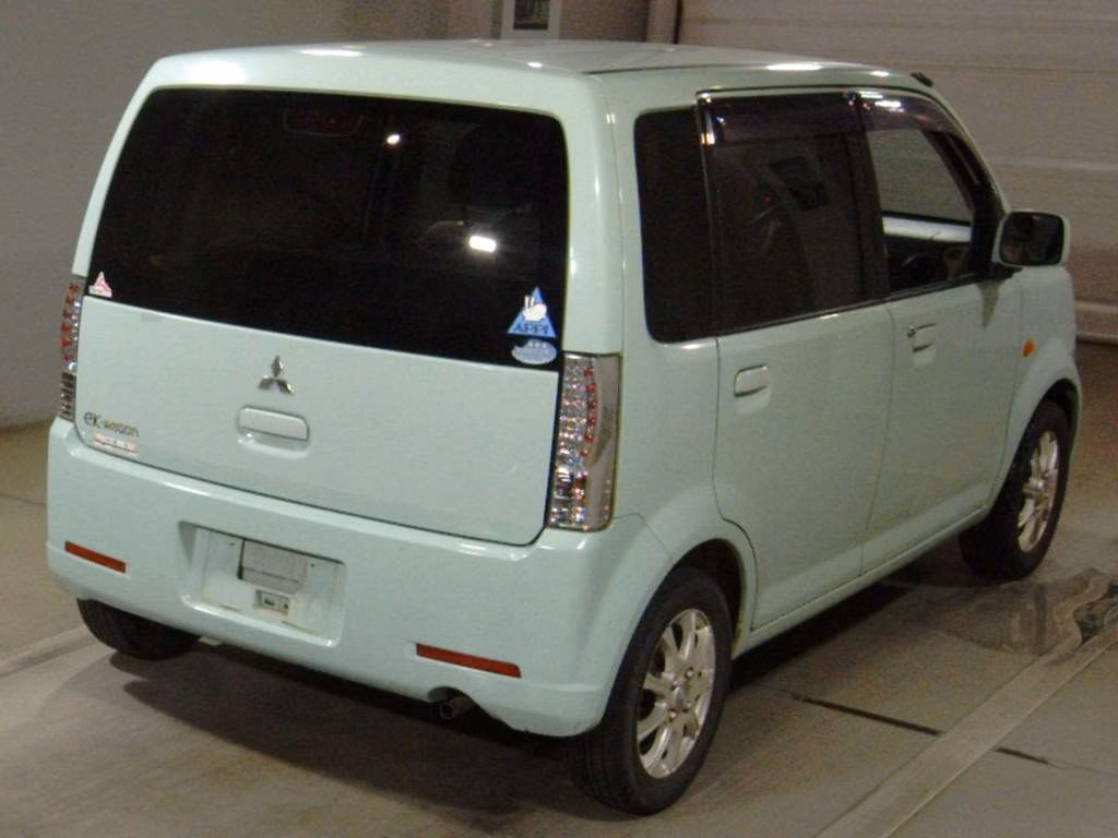MITSUBISHI EK WAGON