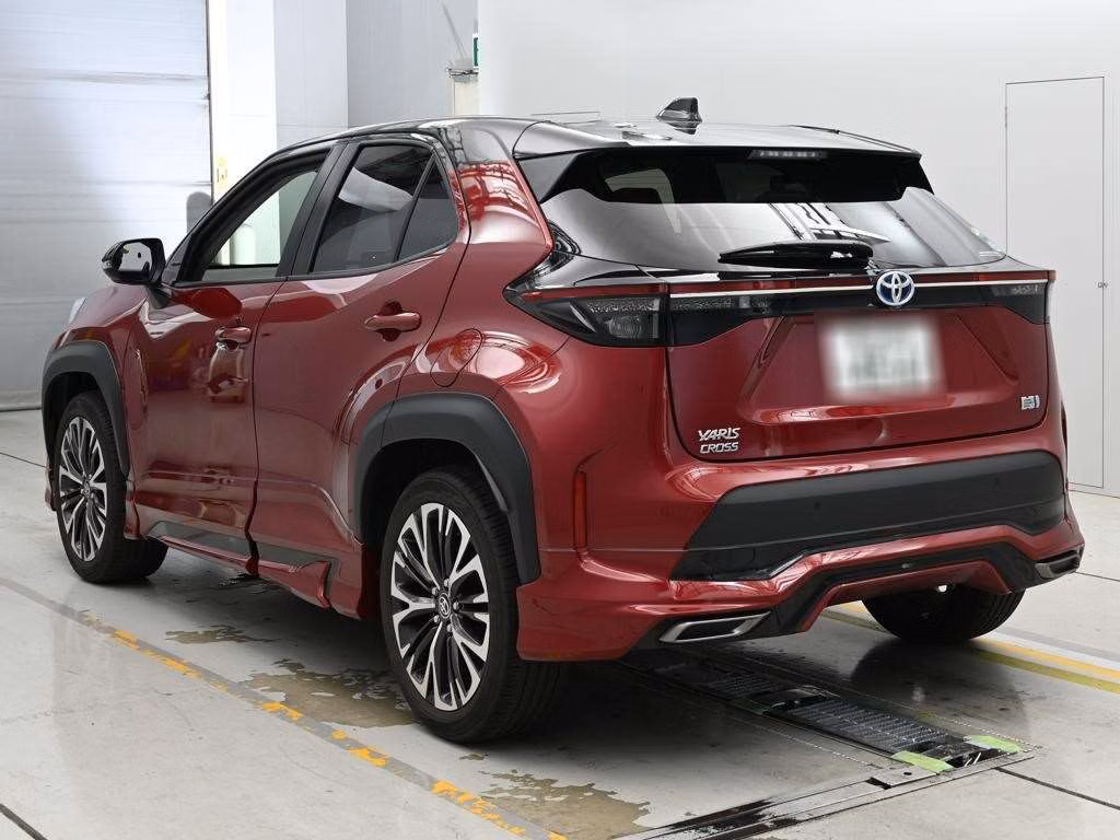 TOYOTA YARIS CROSS