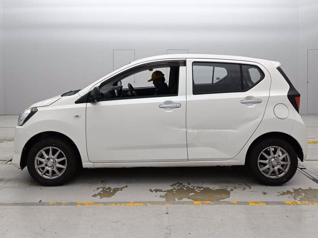 TOYOTA PIXIS EPOCH