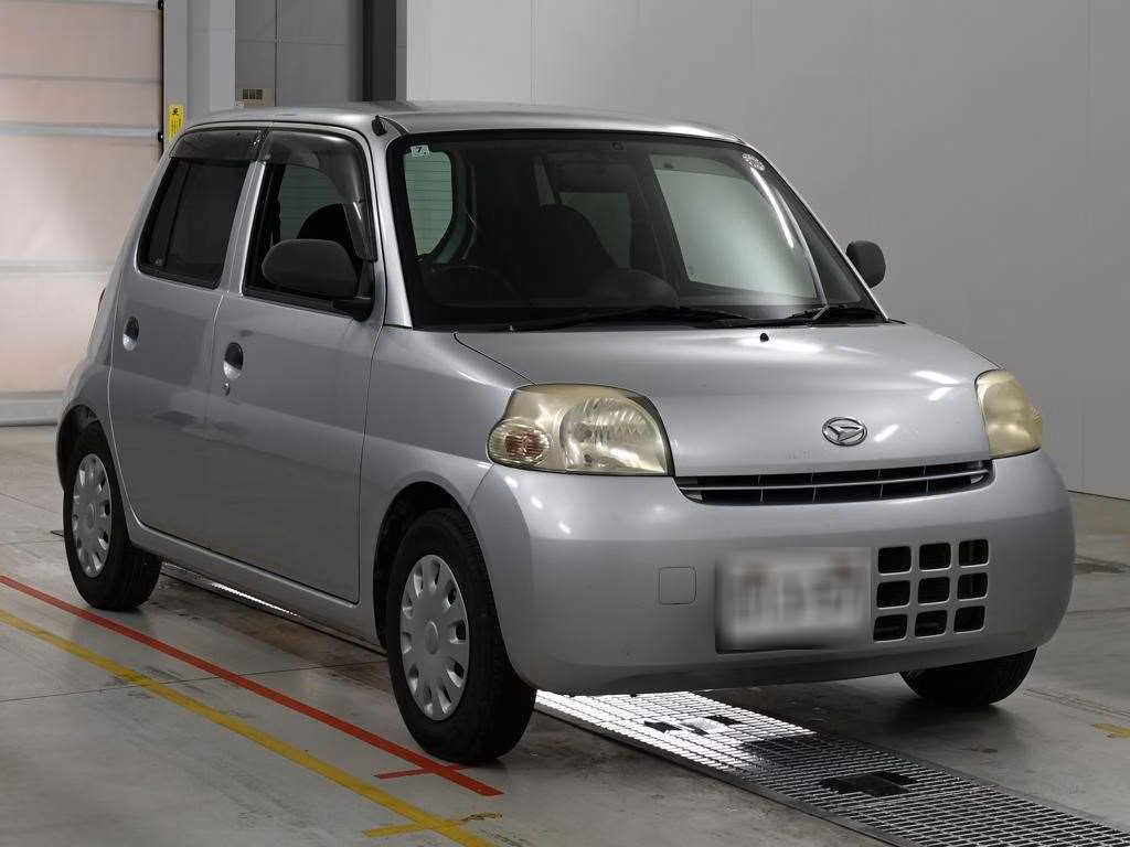 DAIHATSU ESSE