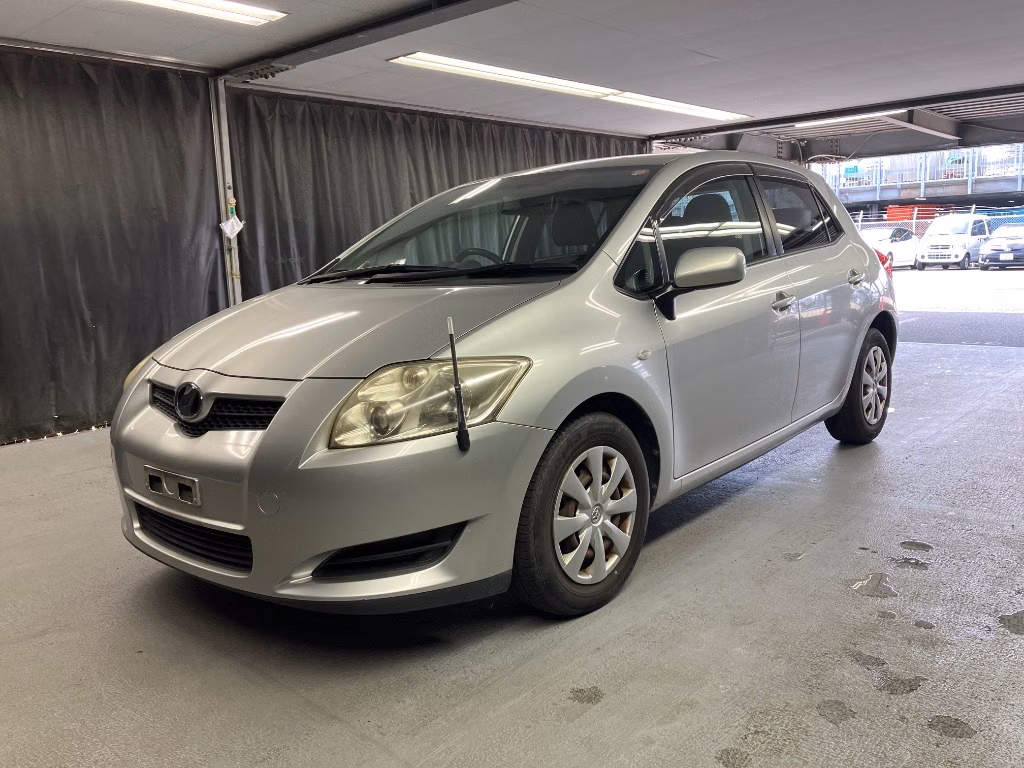 TOYOTA AURIS
