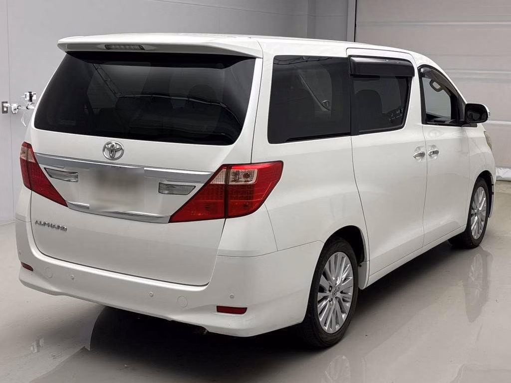 TOYOTA ALPHARD