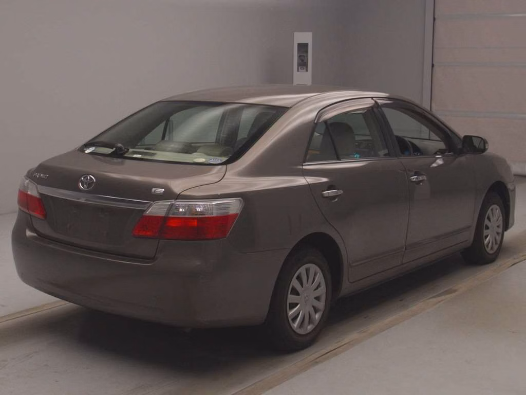 TOYOTA PREMIO