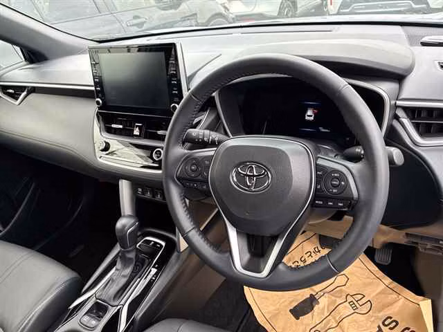 TOYOTA COROLLA CROSS