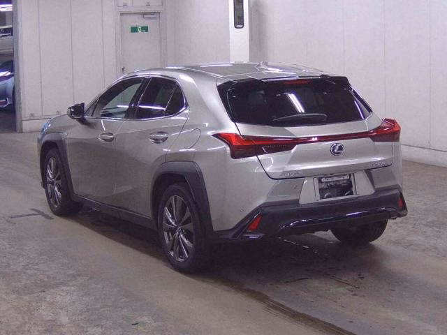 LEXUS UX200
