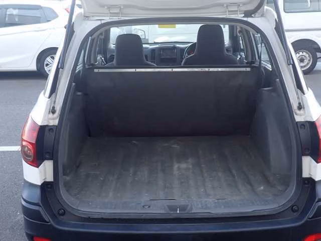 MAZDA FAMILIA