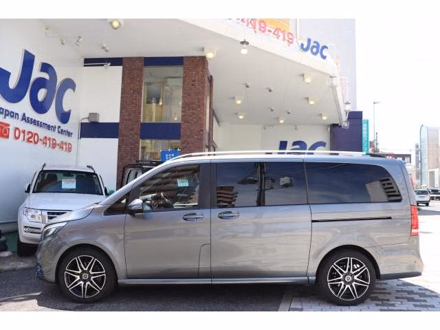 MERCEDES-BENZ V-CLASS