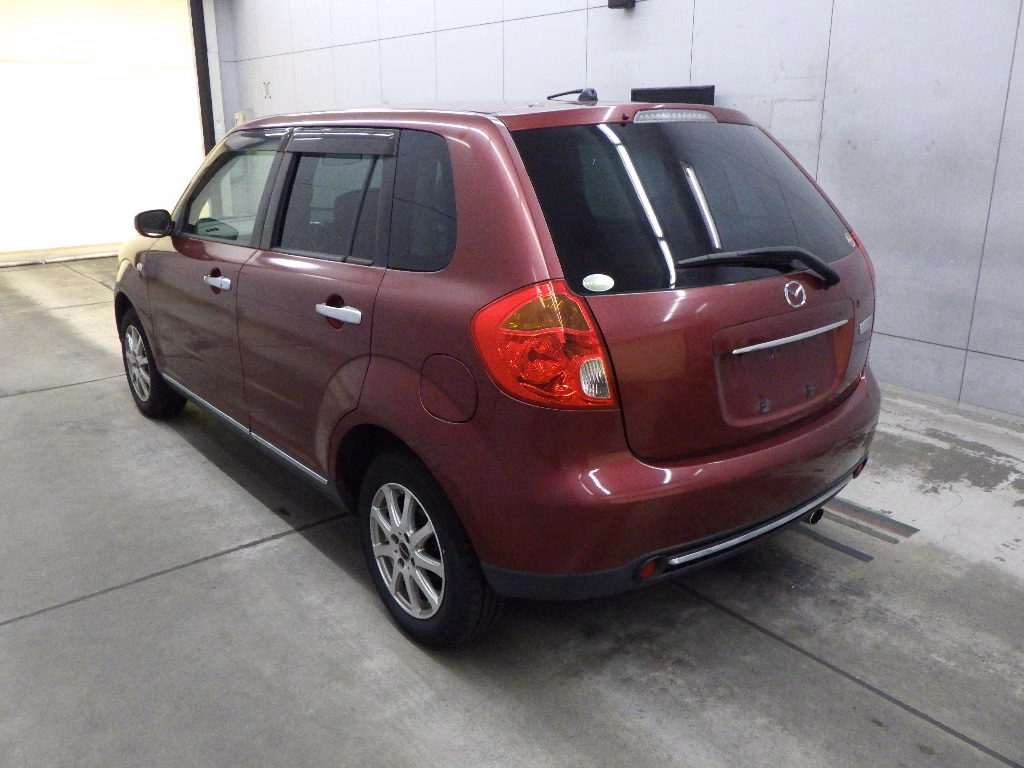 MAZDA VERISA