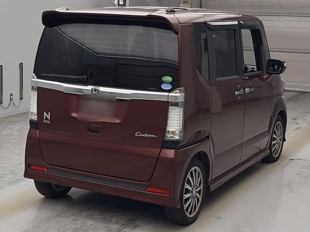 HONDA N-BOX