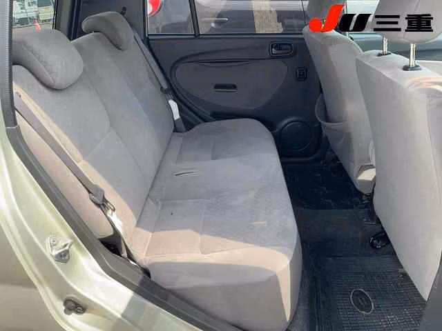 DAIHATSU MIRA AVY