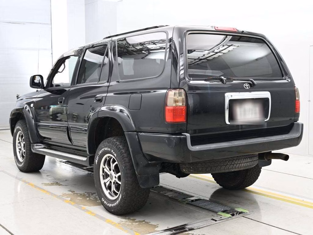 TOYOTA HILUX SURF