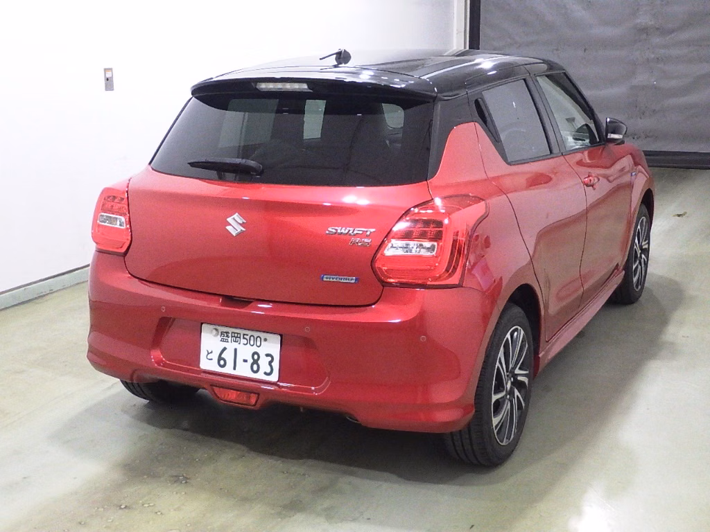 SUZUKI SWIFT