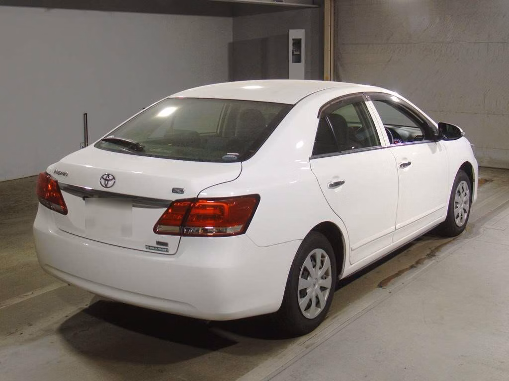 TOYOTA PREMIO