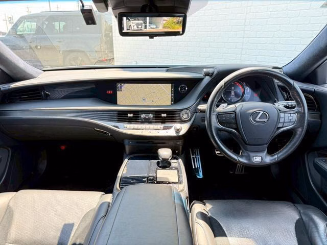 LEXUS LS500