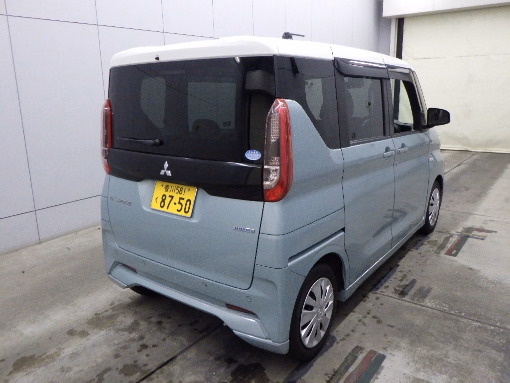 MITSUBISHI EK SPACE