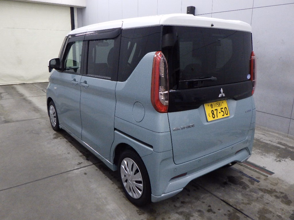 MITSUBISHI EK SPACE
