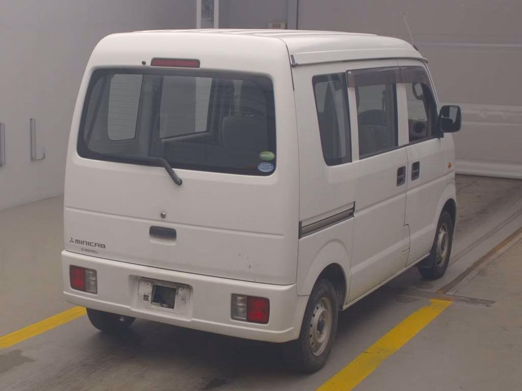 MITSUBISHI MINICAB