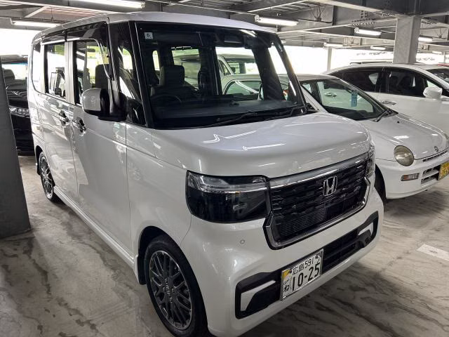 HONDA N-BOX