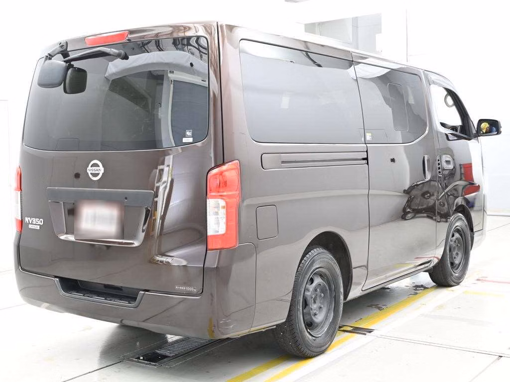 NISSAN NV350 CARAVAN