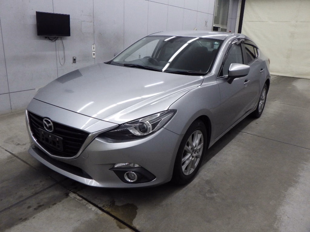 MAZDA AXELA