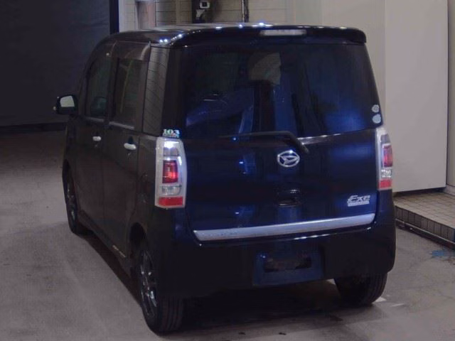DAIHATSU TANTO EXE