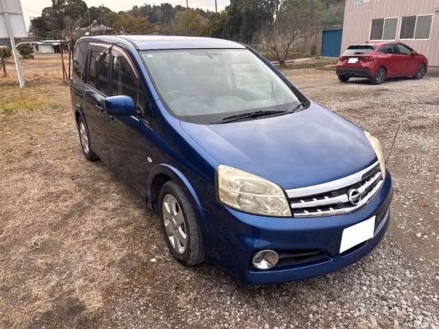 NISSAN LAFESTA