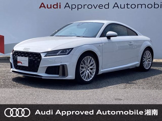 AUDI TT