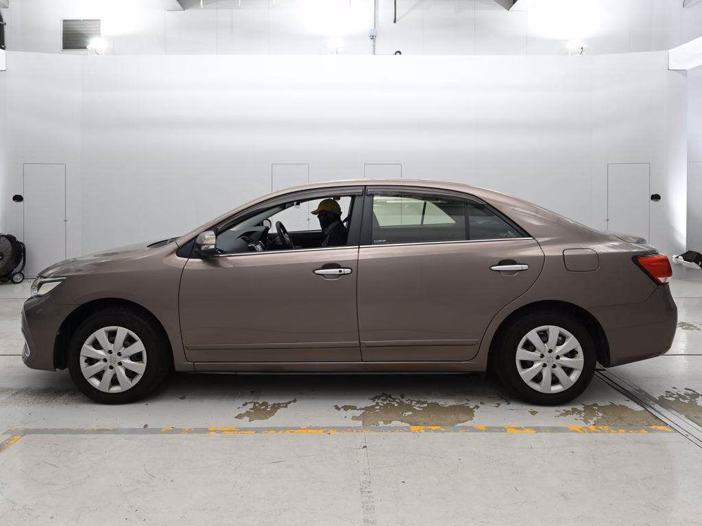TOYOTA PREMIO