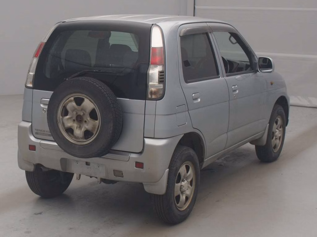 DAIHATSU TERIOS KID