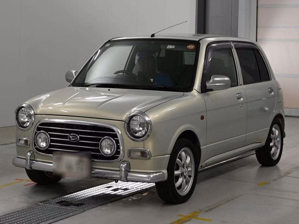 DAIHATSU MIRA GINO