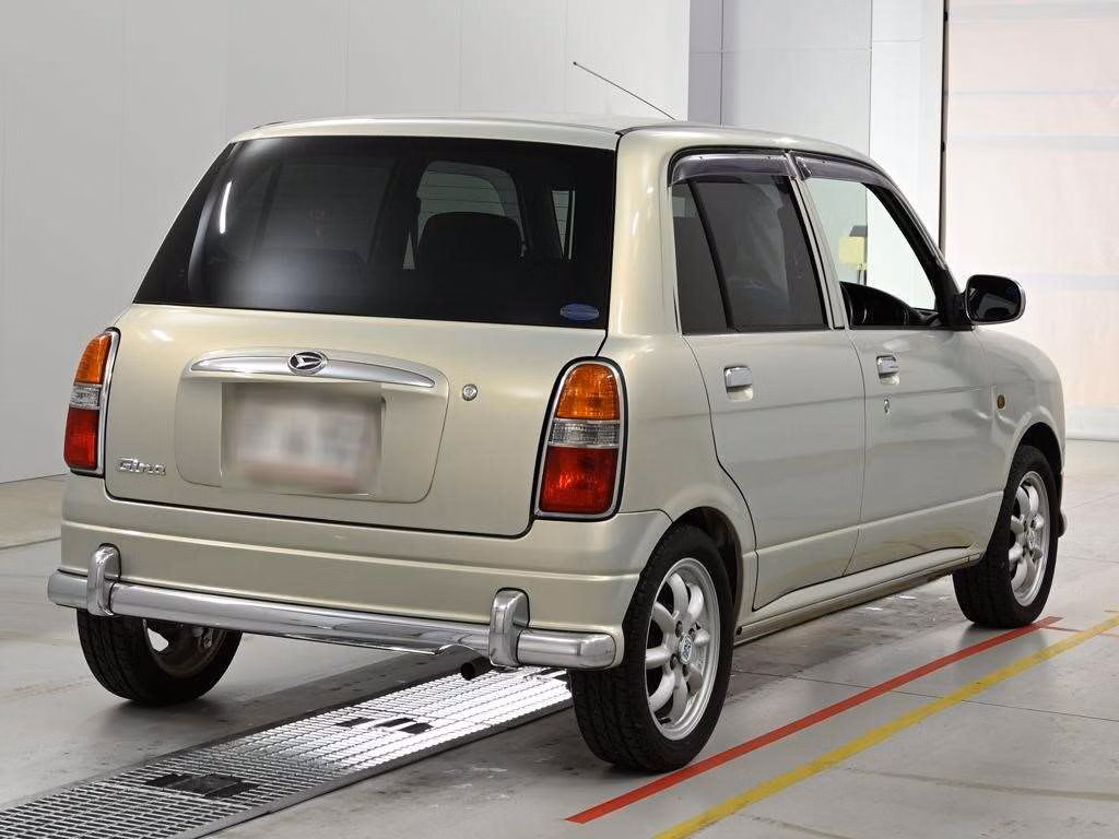 DAIHATSU MIRA GINO