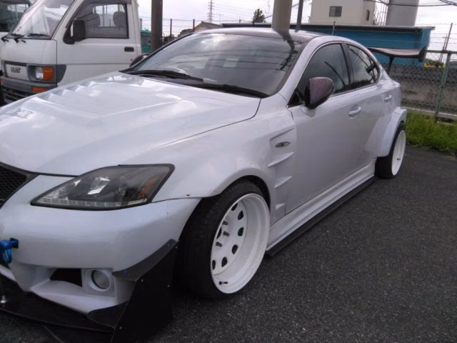 LEXUS IS350