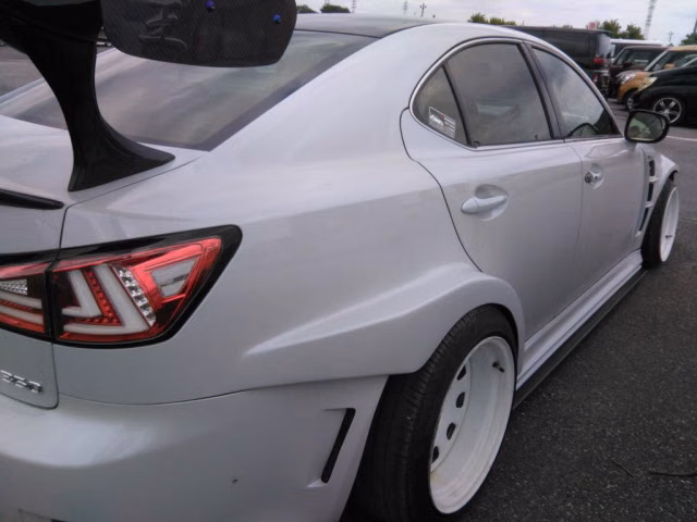 LEXUS IS350