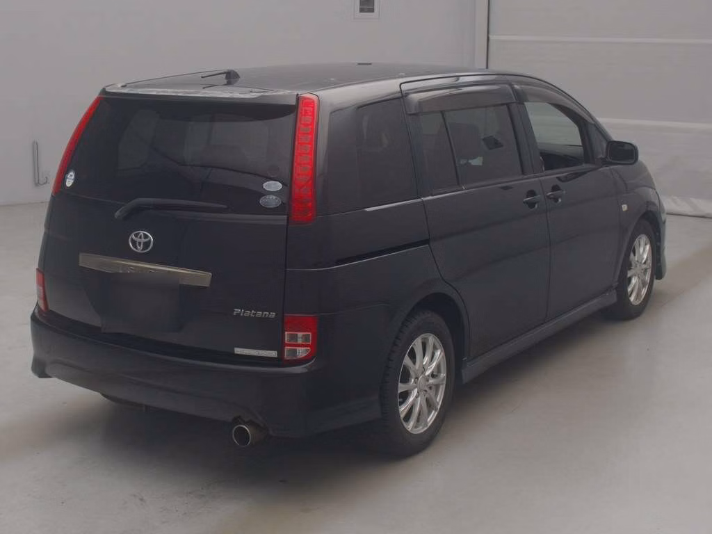 TOYOTA ISIS