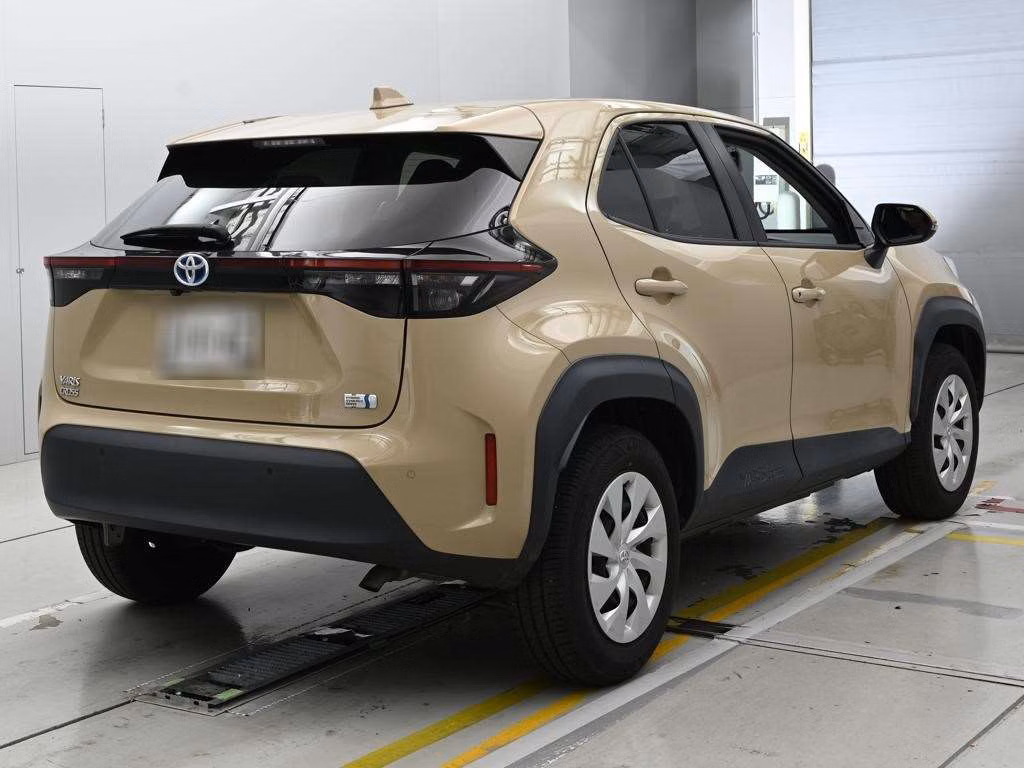 TOYOTA YARIS CROSS