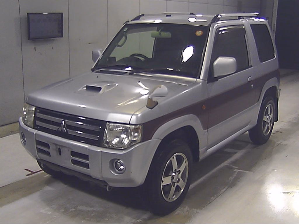 MITSUBISHI PAJERO MINI