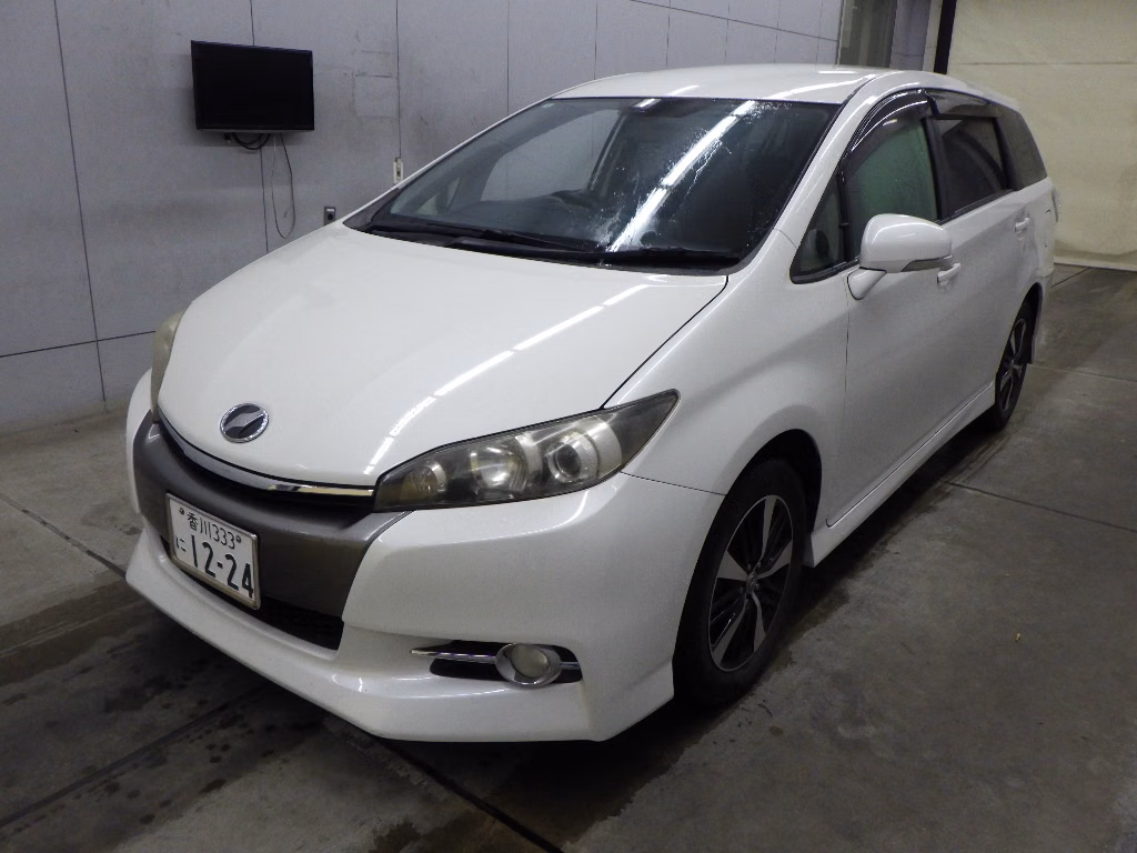 TOYOTA WISH