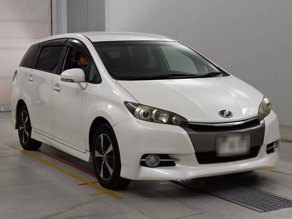 TOYOTA WISH