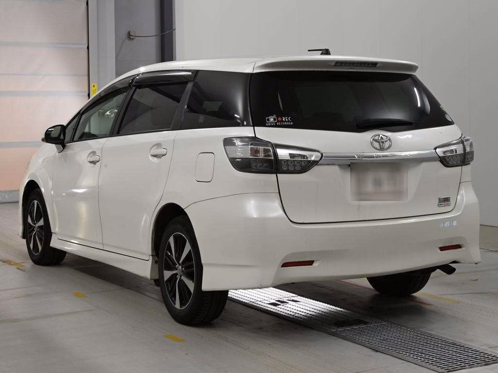TOYOTA WISH
