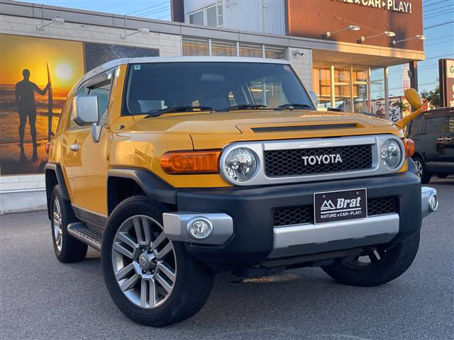 TOYOTA FJ CRUISER