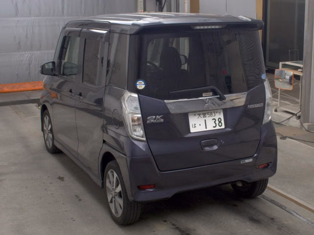 MITSUBISHI EK SPACE