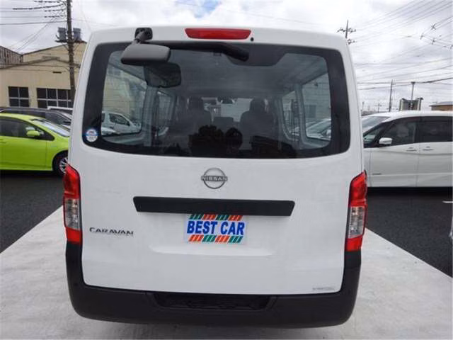 NISSAN CARAVAN