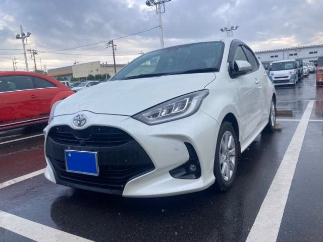 TOYOTA YARIS