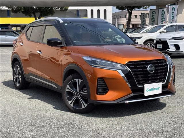NISSAN KICKS