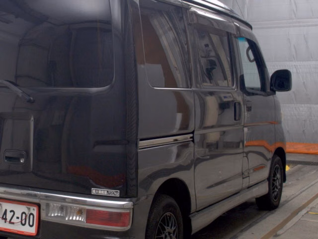 TOYOTA PIXIS VAN