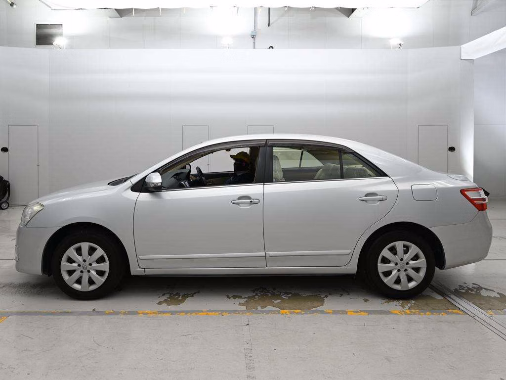 TOYOTA PREMIO