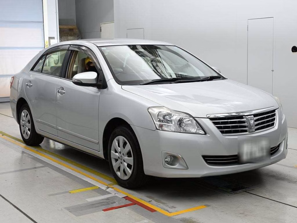 TOYOTA PREMIO