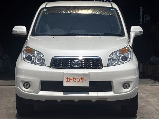 TOYOTA RUSH